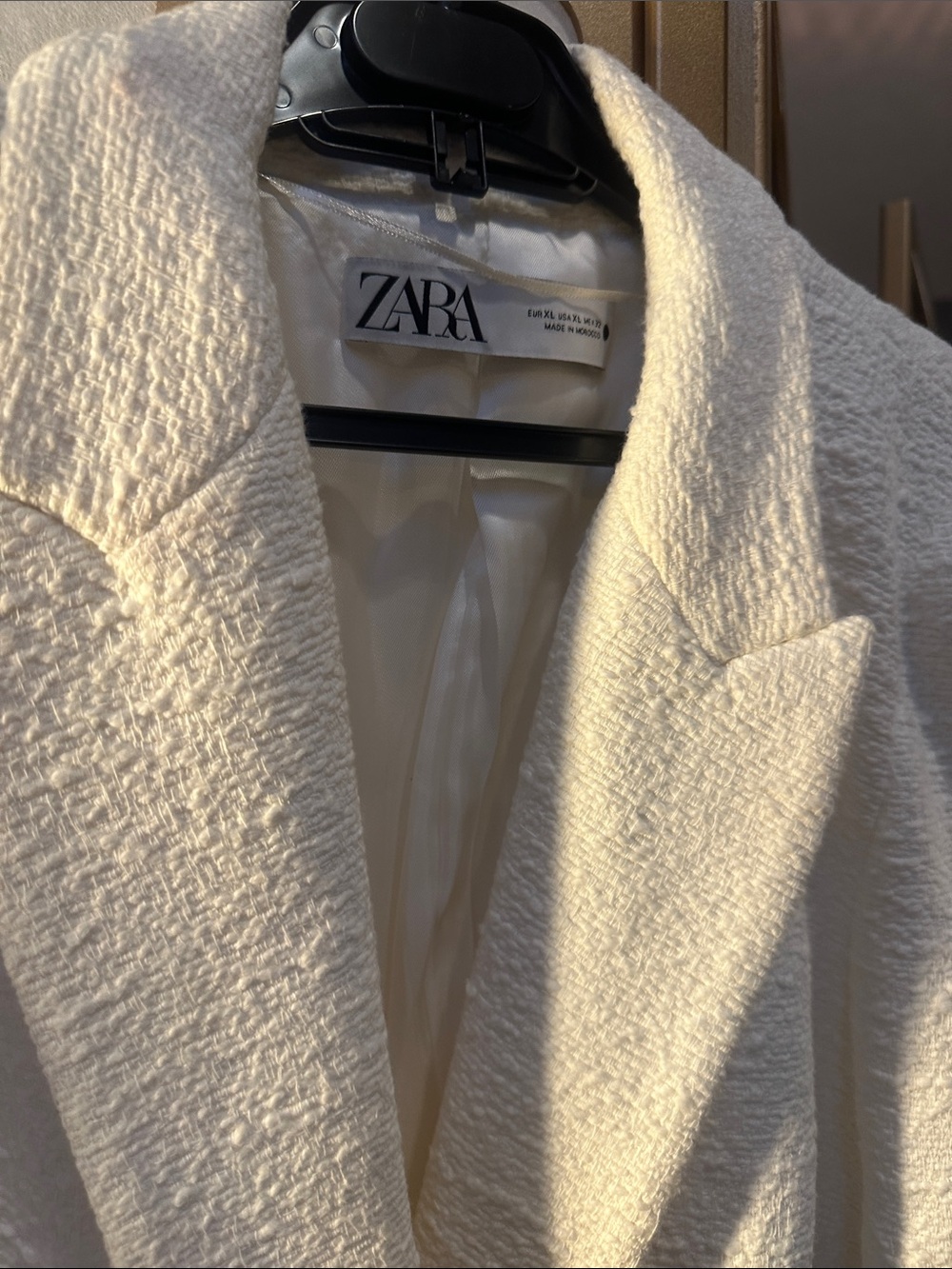 ZARA white Double-Breasted Textured Blazer with Gold Buttons Size XL - Picture 4 of 8